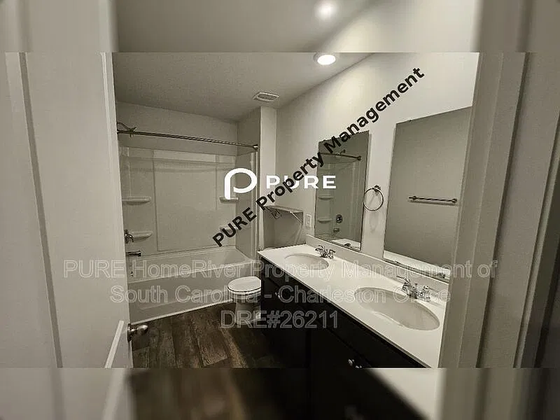 4 bed, 2.5 bath, 2256 sqft, $2,699 — Photo 3