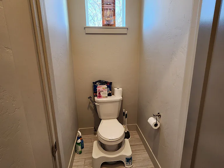 361 E Baird Cir — Photo 4