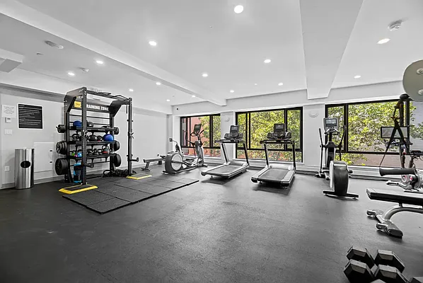 Rented by Living New York | media 38