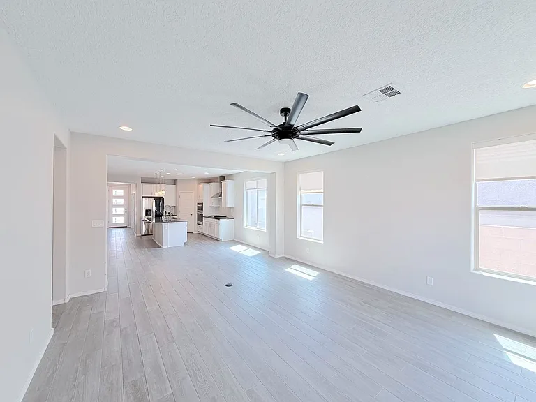 1172 Vallecito Loop NW — Photo 6