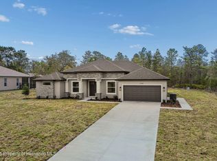 11248 Flock Ave, Weeki Wachee, FL 34613