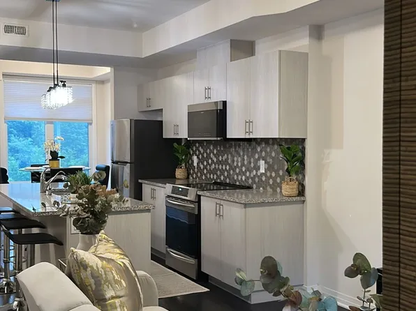 2 Willow St #60, Brant, ON N3L 2K6
