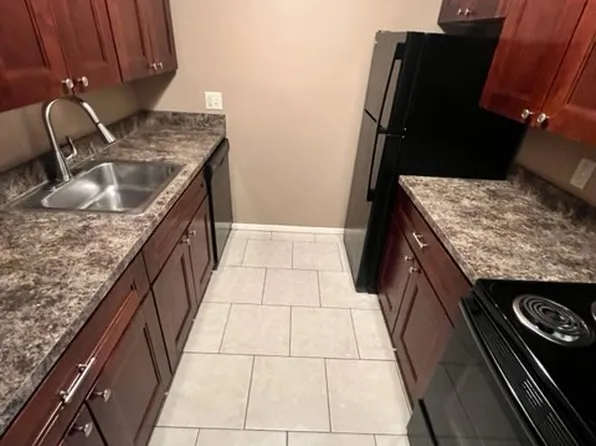 4441 S 27th St #E07, Lincoln, NE 68512