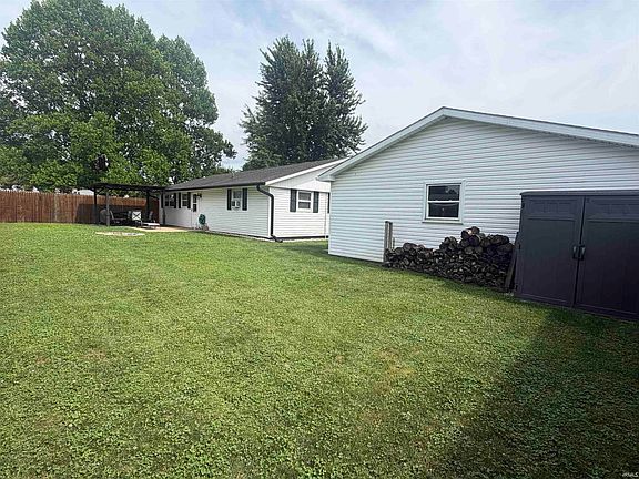 3rd image of 324 Sleepy Ln
