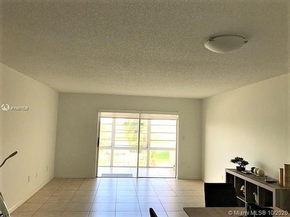 3rd image of 875 NE 195th St APT 415