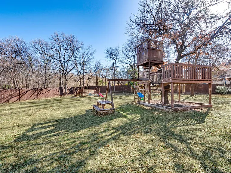 2420 Fawkes Ln — Photo 47