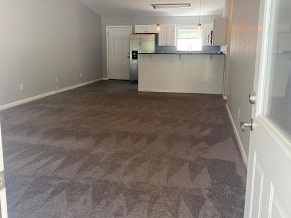 2nd image of 180 N Lakeland Dr Unit 102