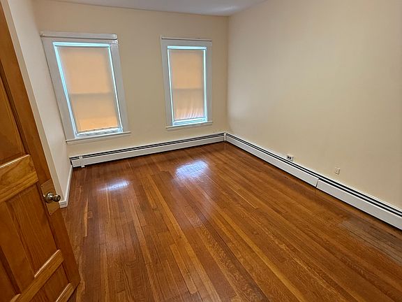 3rd image of 147 Morse St