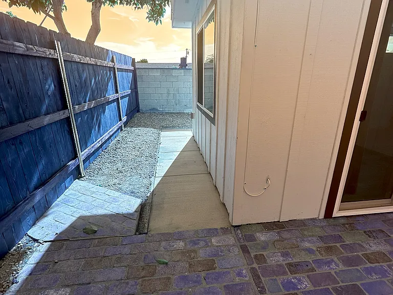 370 Alpine Ave #B — Photo 8