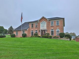 6064 Monastery Dr, Fairfield, OH 45014