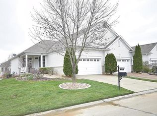 2175 Hawks Landing Dr, Lake Saint Louis, MO 63367