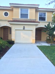 383 River Bluff Ln, Royal Palm Beach, FL, 33411