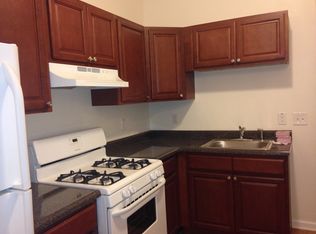 711 New St, Camden, NJ 08103