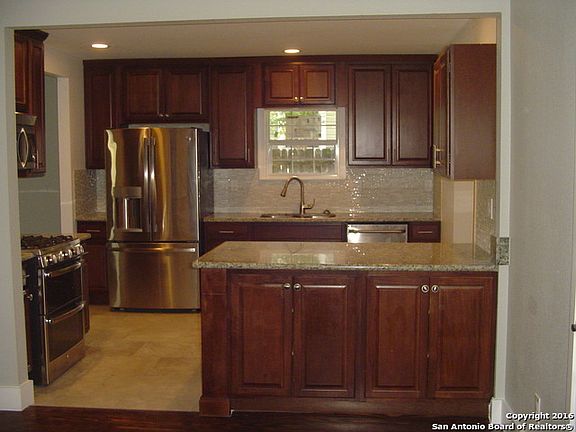 2nd image of 285 Halcyon Pl