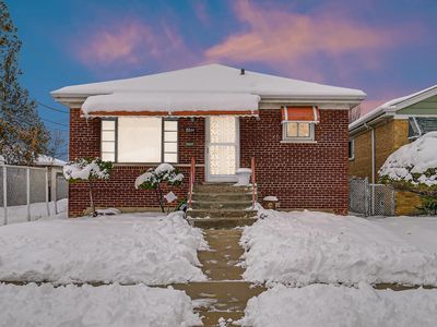 8844 S Prairie Ave, Chicago, IL, 60619