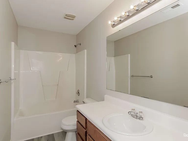 6702 Chieftain Dr — Photo 9