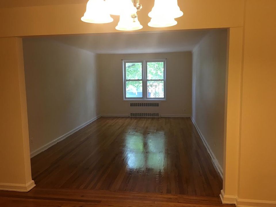1st image of 3969 46th St