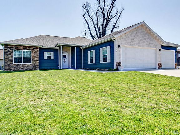 2nd image of 183 Three Pines Circle