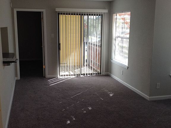 4th image of 3724 Idlebrook 204 Cir