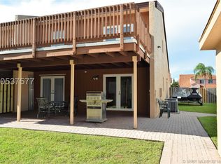 3790 Atlanta St, Hollywood, FL 33021