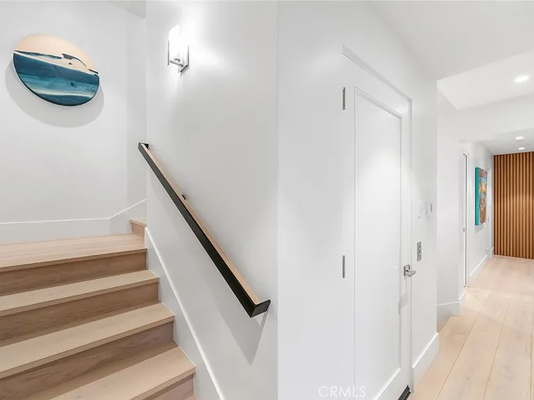 3130 Breakers Dr — Photo 44