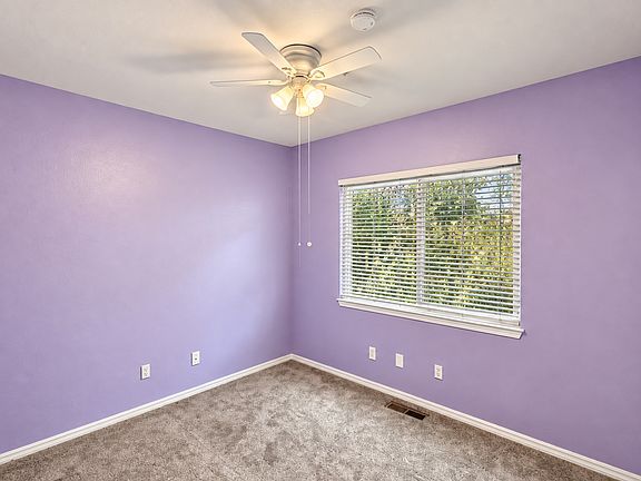 5th image of 3878 Loch Lomand Way
