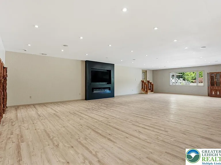 6271 Batman Rd — Photo 5