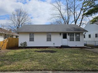 2103 Joanna Ave, Zion, IL 60099