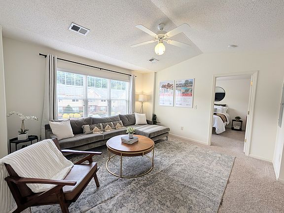 Spacious living room