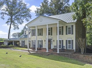 370 Cedar Hills Rd, Holly Springs, MS 38635