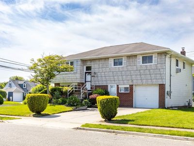 124 Washington Place, Massapequa, NY, 11758