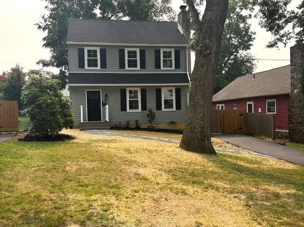 31 Berkley Rd, Broomall, PA 19008