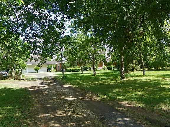 5th image of 5303 Saddle Dr