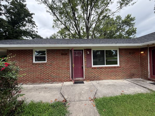 421 Chamberlain Ln #421