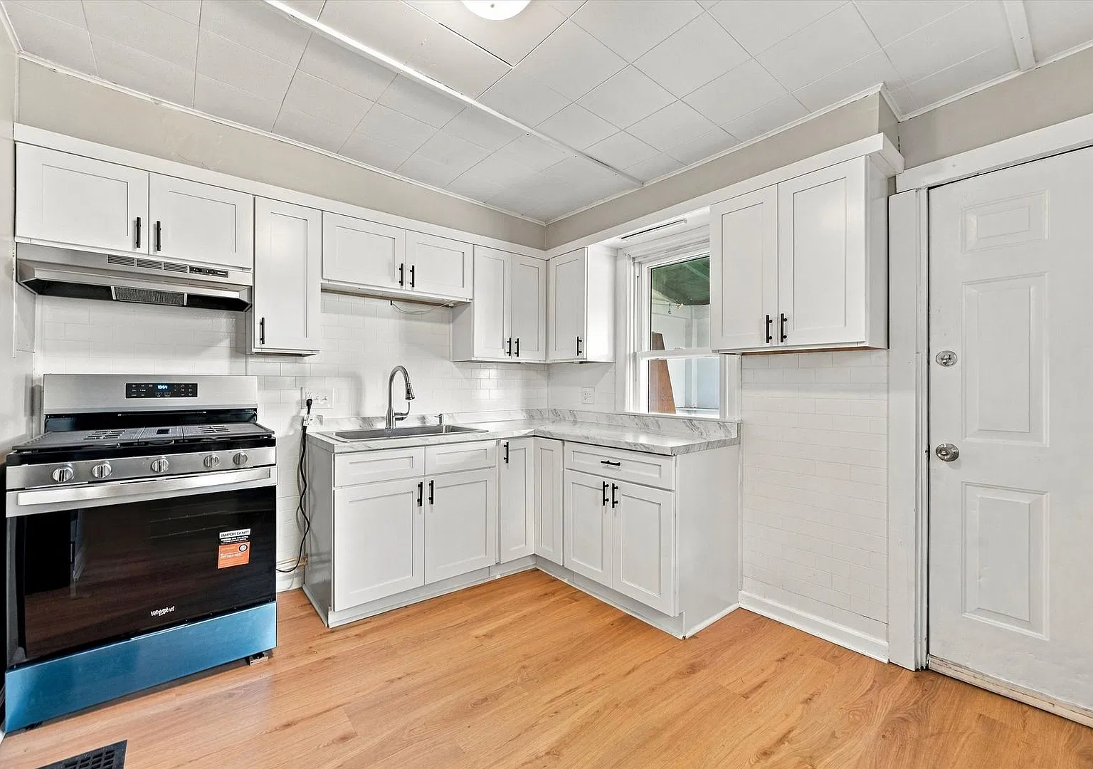 Available Immediately | $2,100/Month | 4B/1B Home in Coatesville — Photo 4