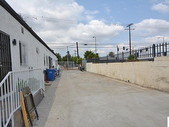 2nd image of 8758 S Avalon Blvd #1