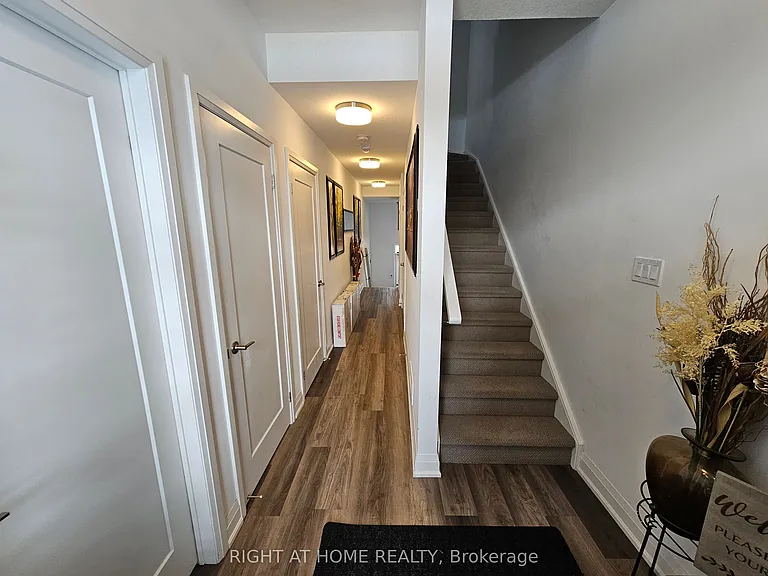 156 Huron St — Photo 4