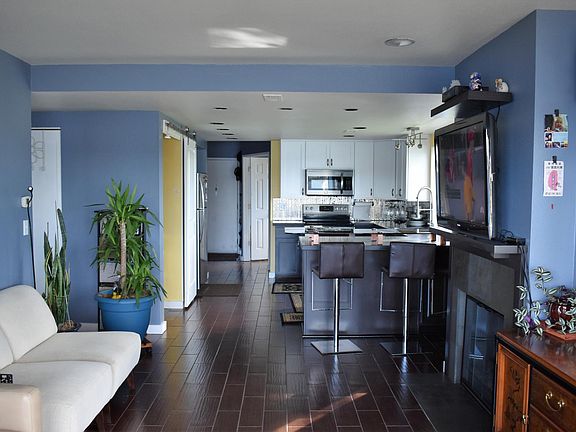 Open kitchen to living room.