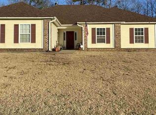 8374 Sagebrush Cir, Bauxite, AR 72011