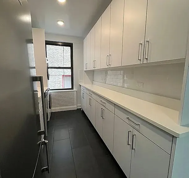 20 5th Ave #16F — Photo 4