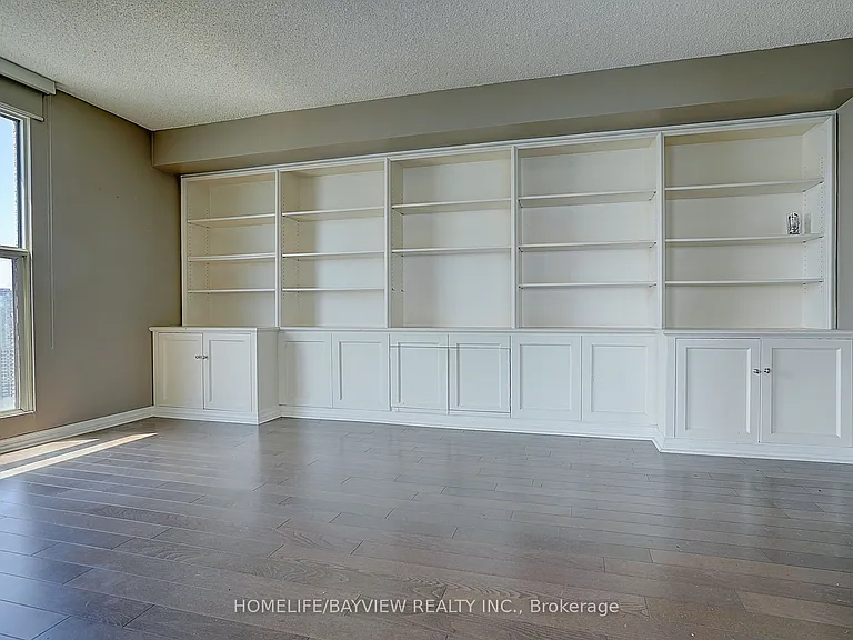 99 Harbour Sq #3108 — Photo 15