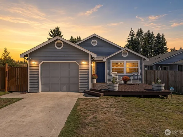 1737 W 15th St, Port Angeles, WA 98363