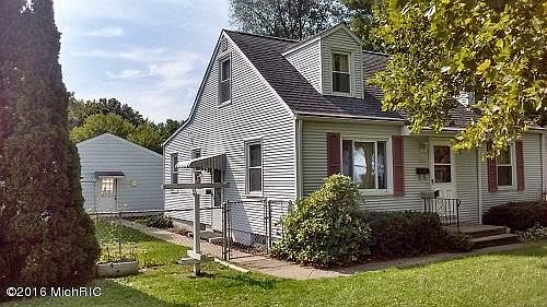3rd image of 1902 Park Ave