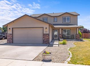 5120 Regency Dr, Klamath Falls, OR 97603