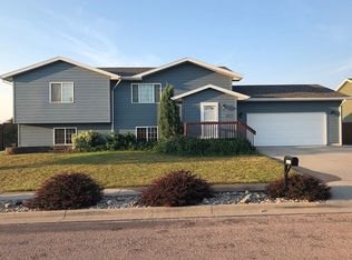 4917 Elmer St, Rapid City, SD 57703