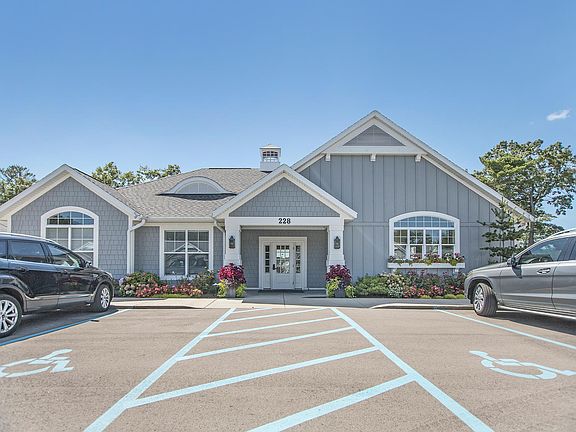 5th image of 233 Janes View Dr