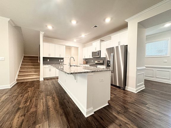 5th image of 4227 Steel Way