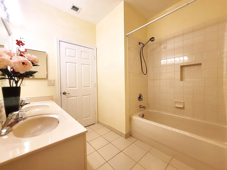 2582 Langrove Ln SW — Photo 25
