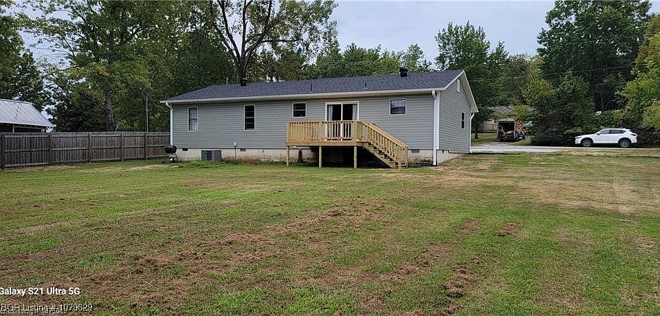2nd image of 418 W Shadow Dr