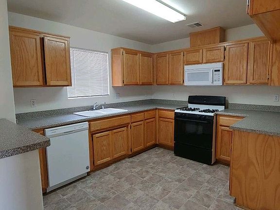4th image of 9524 Sally Ave APT C